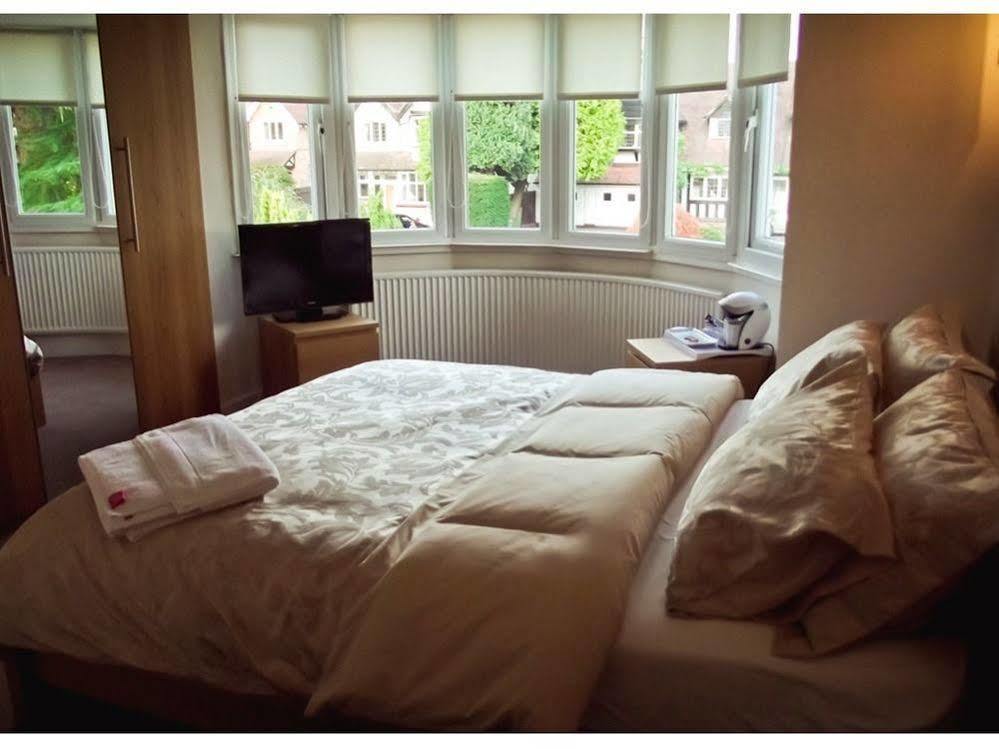 Broad Oaks B&B Solihull Eksteriør bilde